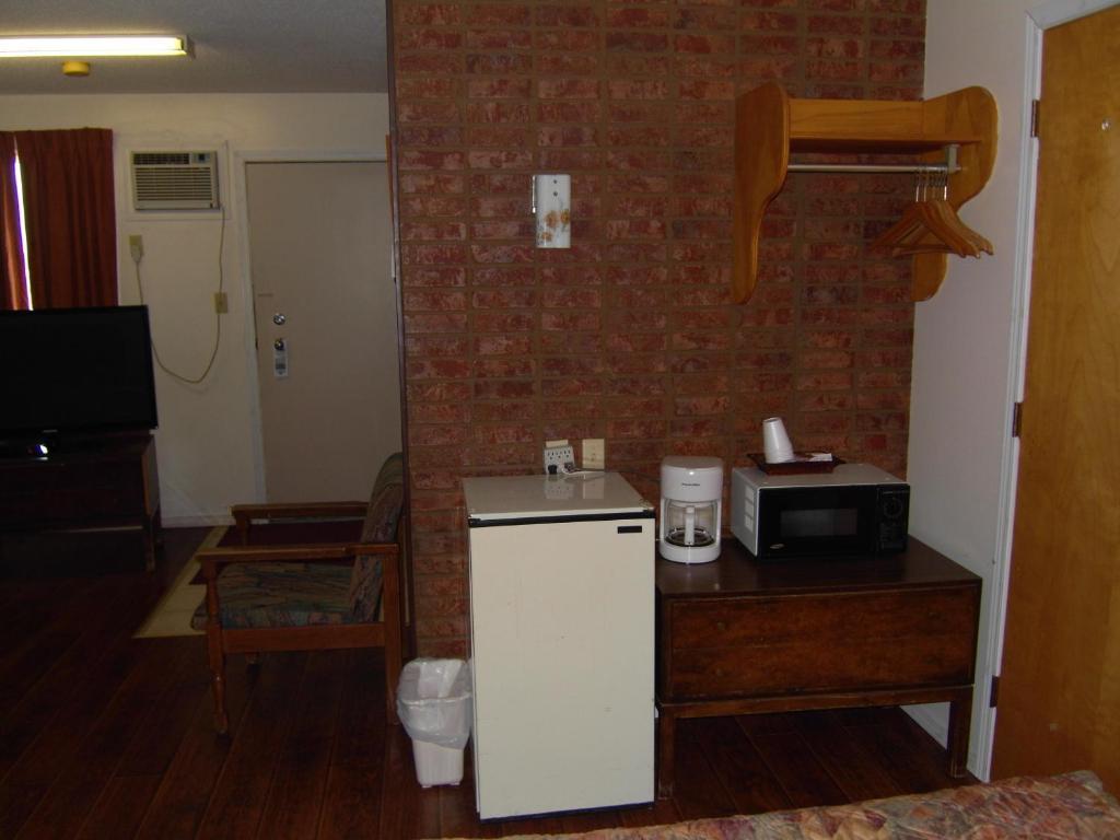 Virden Motel Room photo