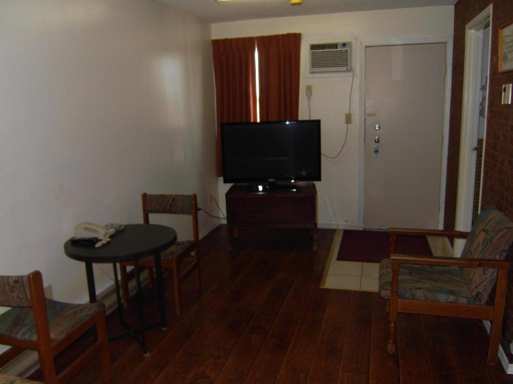 Virden Motel Room photo